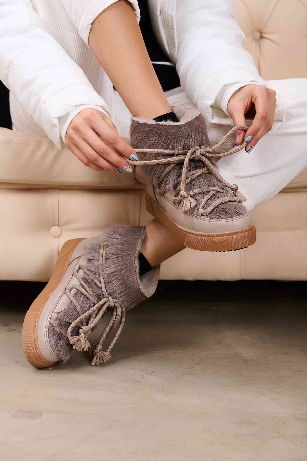 Kürklü Bayan Sneaker Bot 355081 Vizon