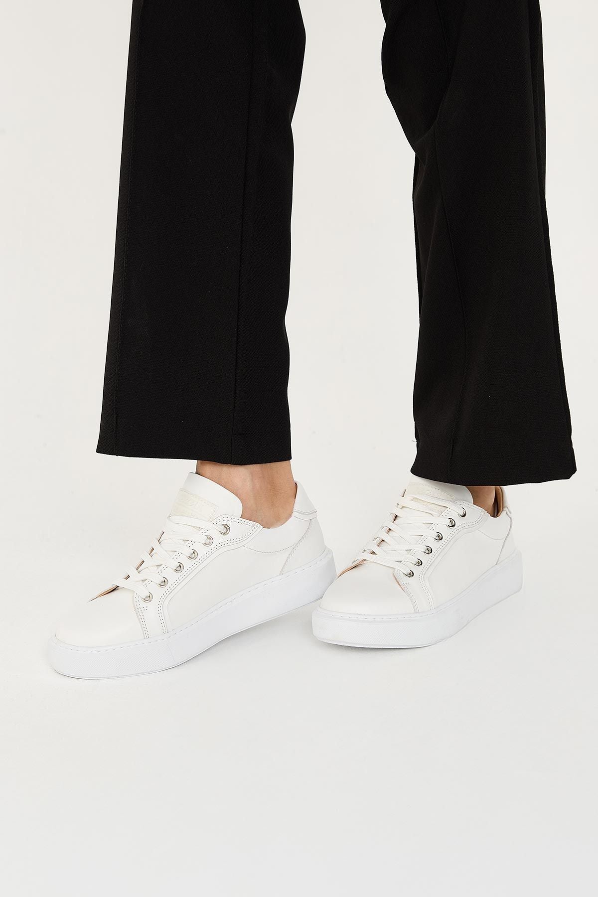 Star Hakiki Deri Sneaker 500970 Beyaz