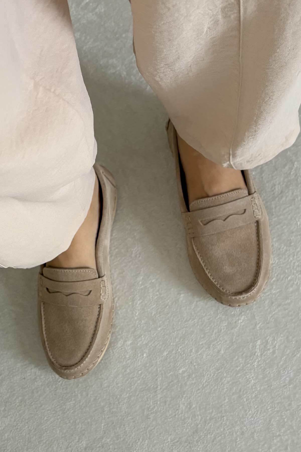 Süet Klasik Kadın Loafer DG6107 Bej
