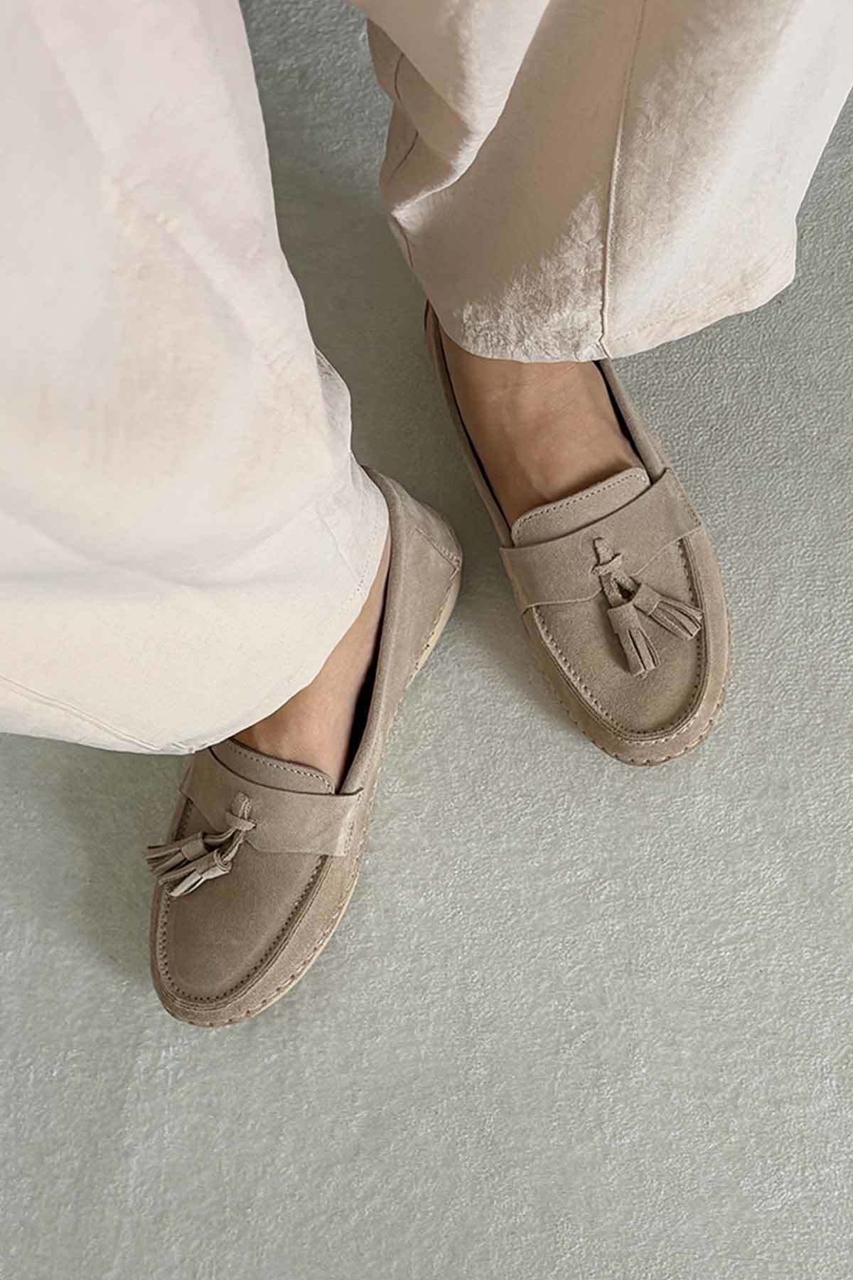 Süet Püskül Detaylı Loafer DG6106 Bej