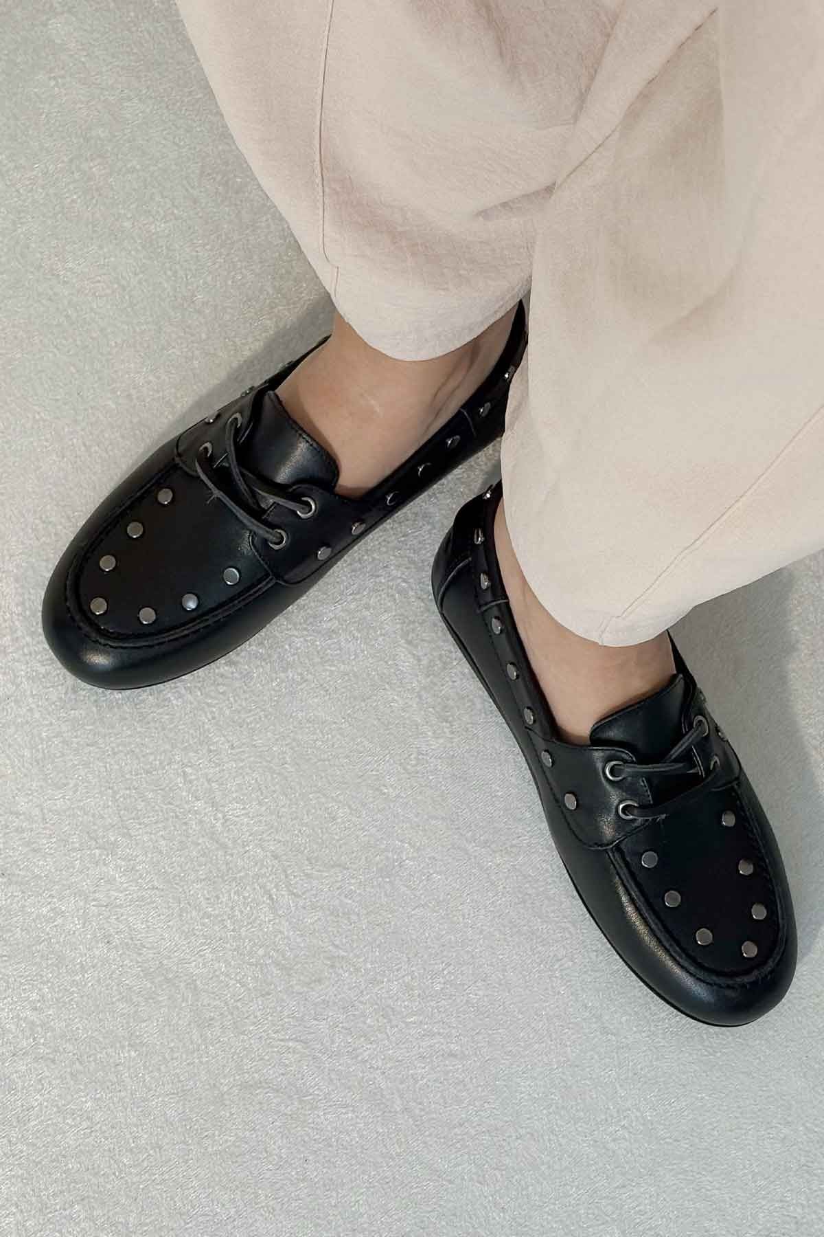 Zımbalı Deri Kadın Loafer 700921 Siyah